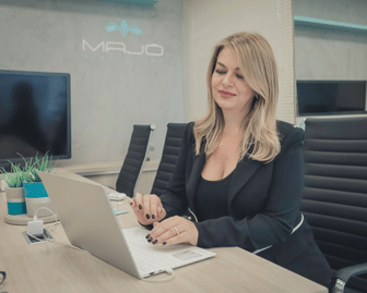 Claudia Vobeto, que é CEO founder da Majô Beauty Club