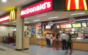 McDonalds inaugura o restaurante número 675 na Faria Lima
