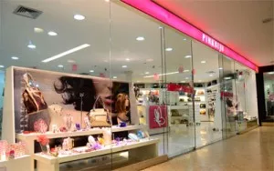 Rede de franquias Pink Biju lança quiosque de R$ 60 mil para crescer