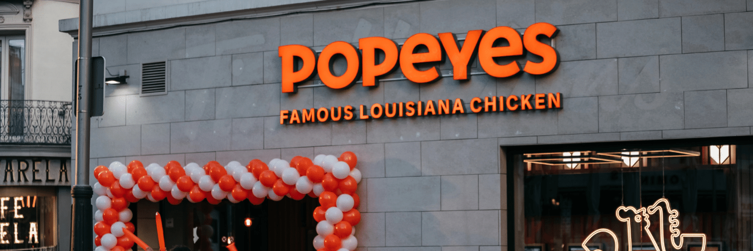 Popeyes distribuirá frango frito de graça no dia 1º de maio