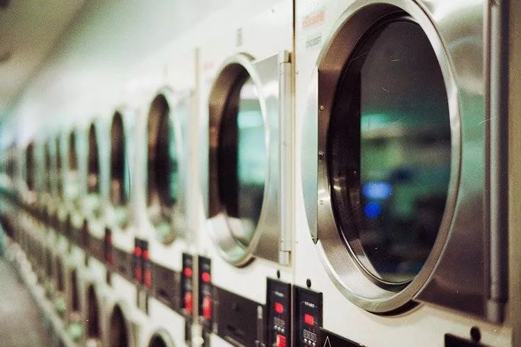Franquia de lavanderia: quer saber como o mercado se mantém rentável?