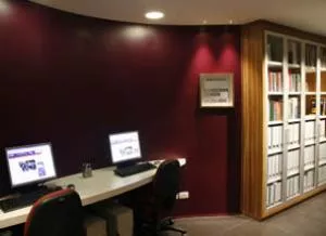 Associação Brasileira de Franchising inaugura biblioteca em sua sede