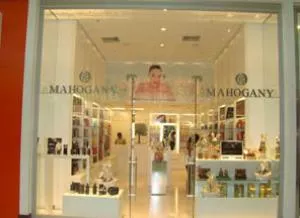 Cuiabá ganha loja Mahogany, especializada em perfumaria e cosméticos