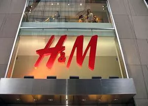 H&M acelera expansão e vai abrir 240 lojas em 2010