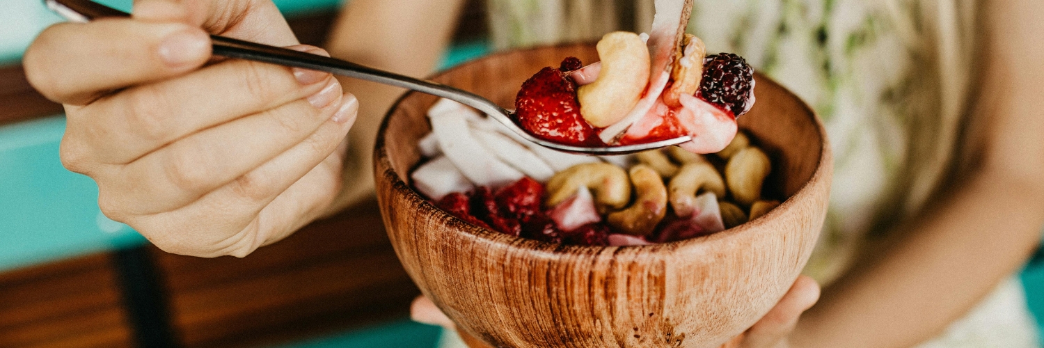 Franquia de Açaí: saiba quais são as empresas que oferecem franquia nesse ramo de alimentação