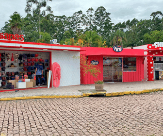 Frango Assado quer se tornar polo multi-serviços e abre espaço para lojas containers