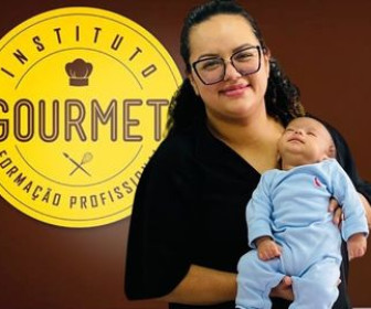 Mãe de quatro filhos foi de vendedora à dona de franquia