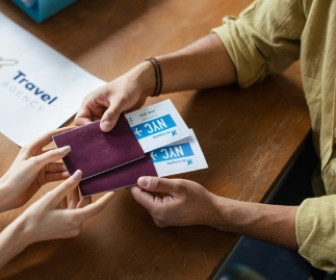 Se fosse simples, o digital já teria acabado com as agências de viagem