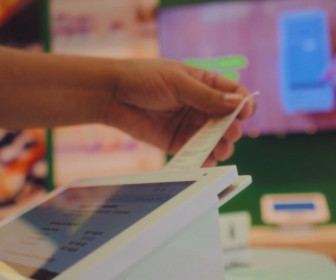 Fiserv aposta em franquia da Loja Clover para levar tecnologia e suporte ao varejo brasileiro