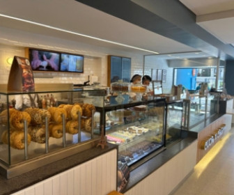 Boulangerie Carioca e Cuor di Crema abrem unidade collab e pet friendly em Moema