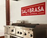 Rede Sal e Brasa Grill Express inaugura cozinha experimental para treinamentos