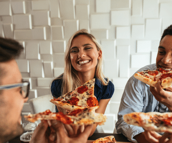 Rede Mr.Cheff Pizza passa oferecer modelo de loja com salão para refeição no local