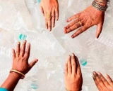 Franquia de cosméticos faz parceria com comunidade produtora de plástico reciclado na Índia