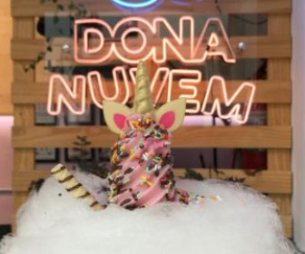 Dona Nuvem